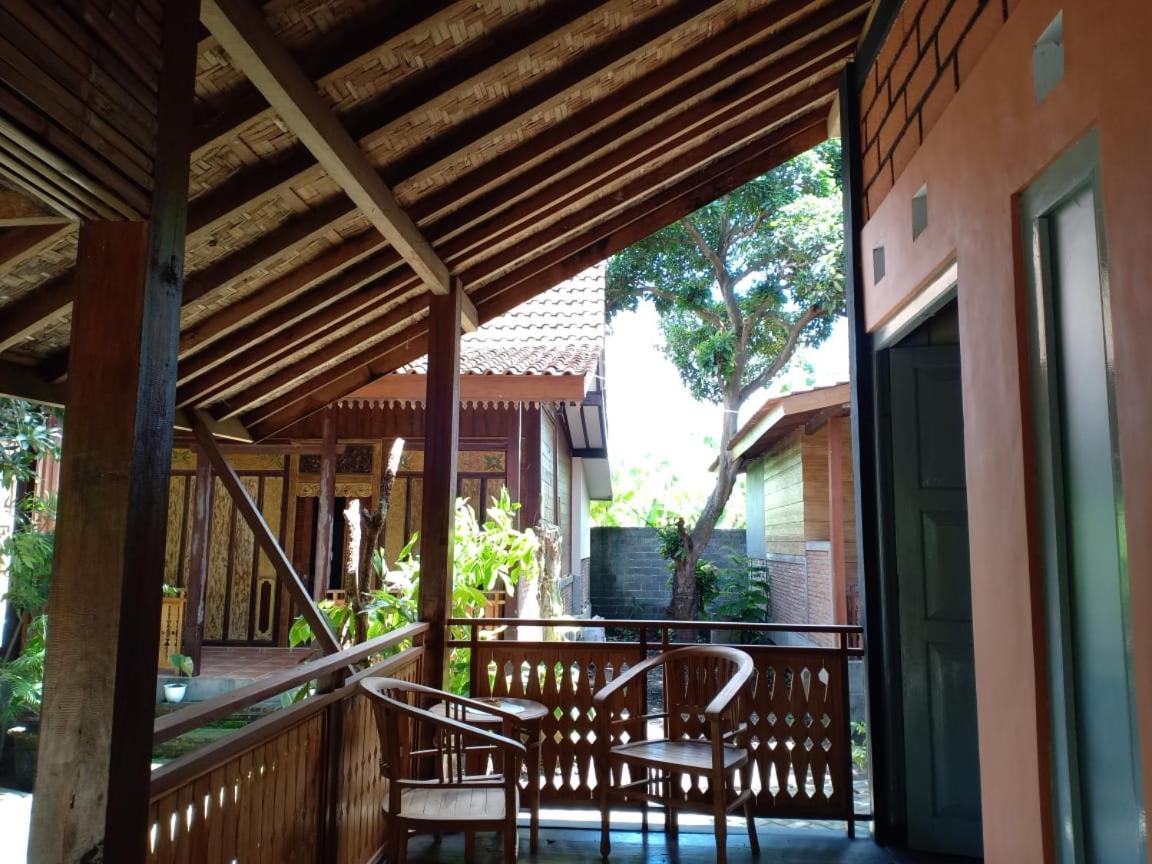 Bata Merah Homestay バニュワンギ エクステリア 写真