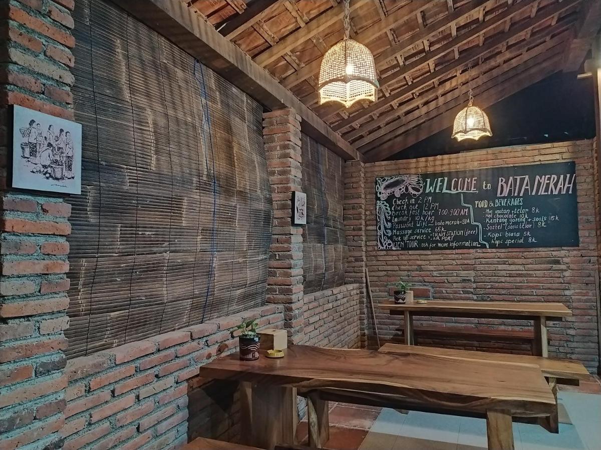 Bata Merah Homestay バニュワンギ エクステリア 写真