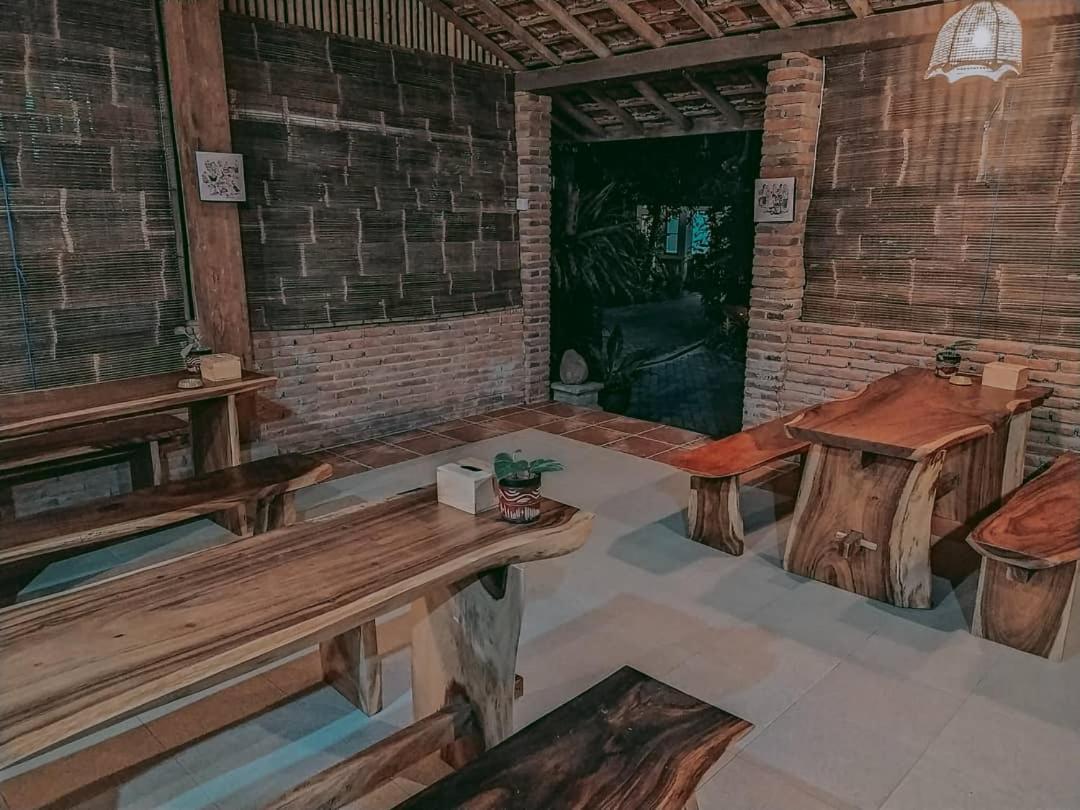 Bata Merah Homestay バニュワンギ エクステリア 写真